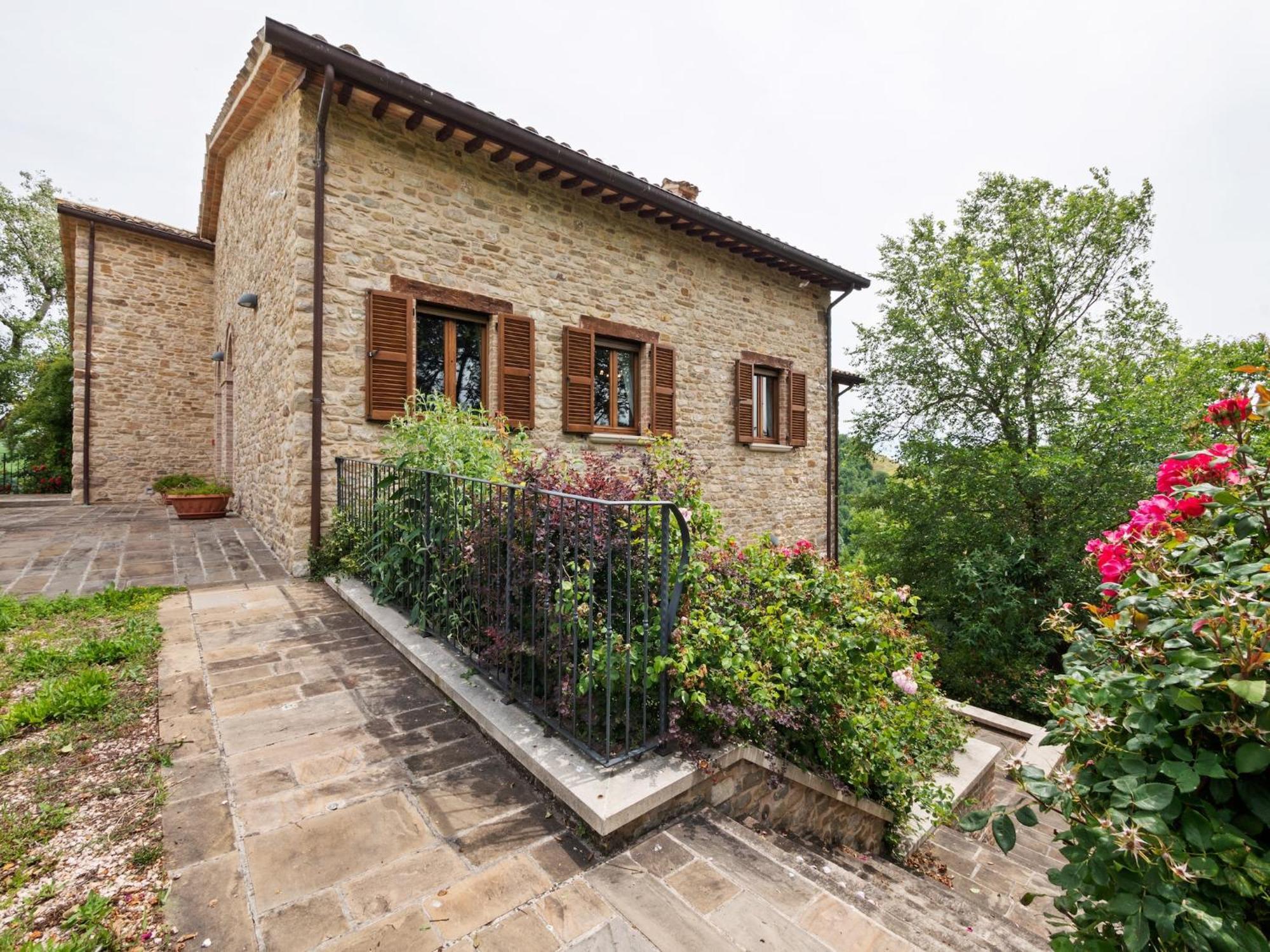 Beautiful Villa In Belforte All Isauro With Swimming Pool Belforte allʼIsauro 外观 照片